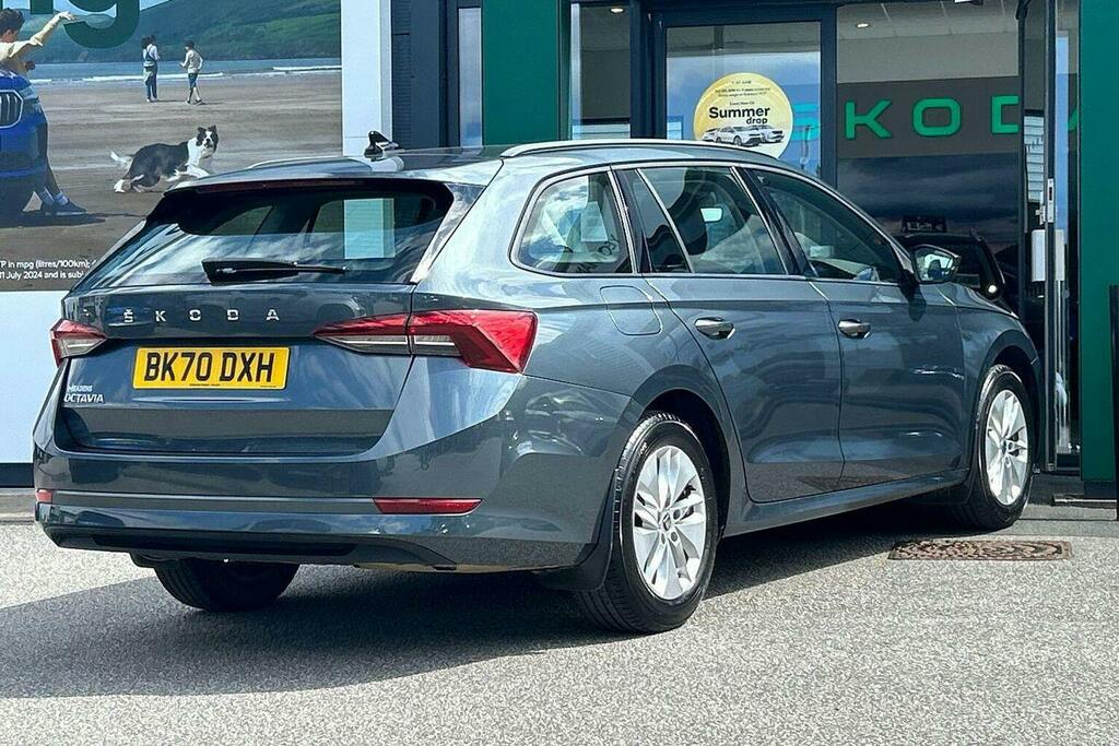 Skoda Octavia 1.5 Tsi Act Se Technology Estate BK70DXH Grey #3