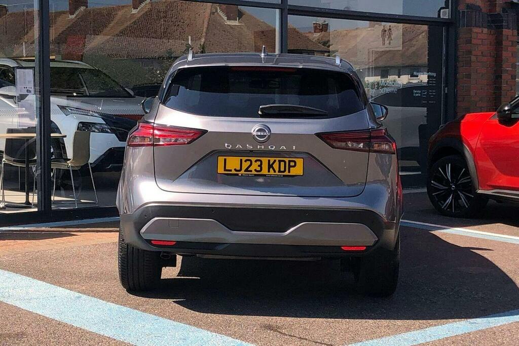 Nissan Qashqai 1.3 Dig T Mhev N Connecta Suv Hybrid Xt LJ23KDP Grey #4