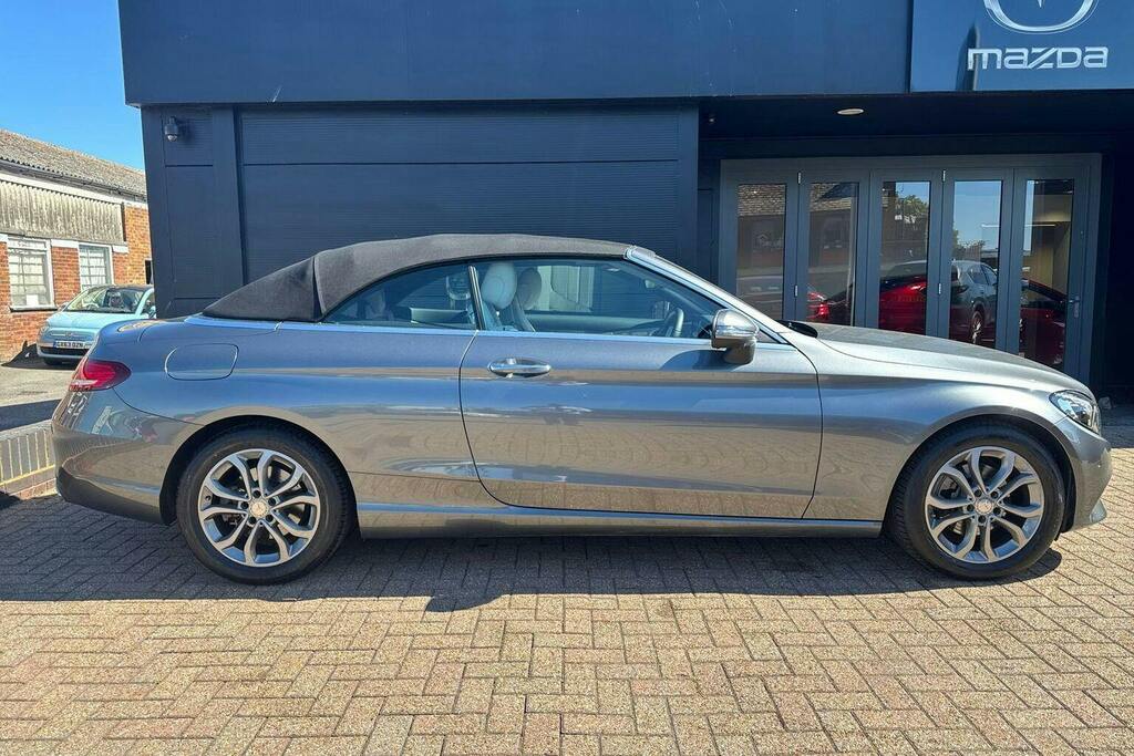 Mercedes-Benz C Class 2.0 C200 Sport Cabriolet G Tronic Plus Grey #2