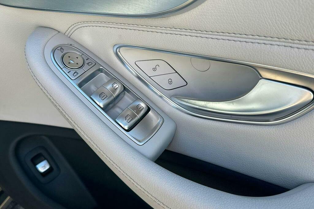 Mercedes-Benz C Class 2.0 C200 Se Executive Edition Estate G Blue #18