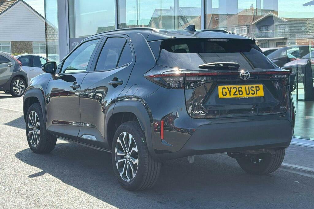 Toyota Yaris Cross 1.5 Vvt H Design Suv Hybrid E Cvt Black #4