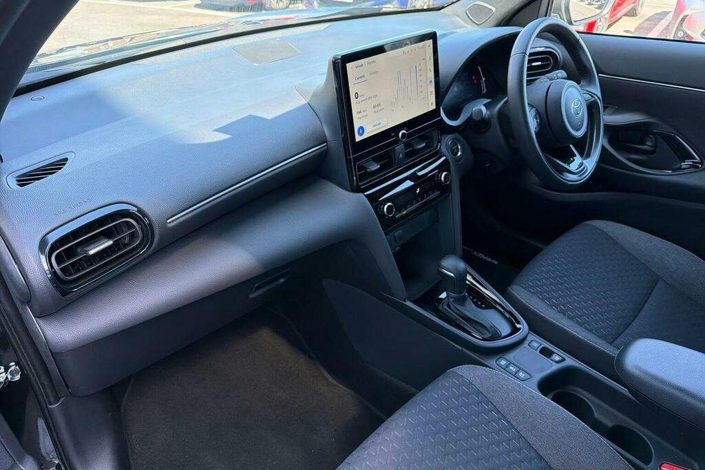 Toyota Yaris Cross 1.5 Vvt H Design Suv Hybrid E Cvt Black #5
