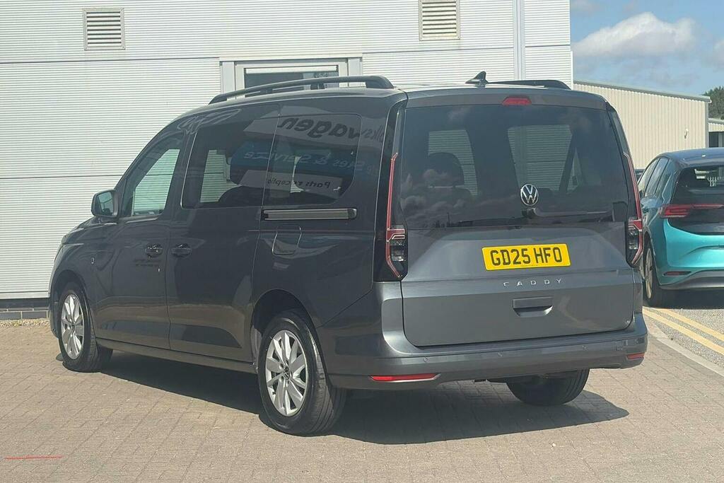 Volkswagen Caddy Maxi Life 1.5 Tsi Life Mpv Dsg Grey #5