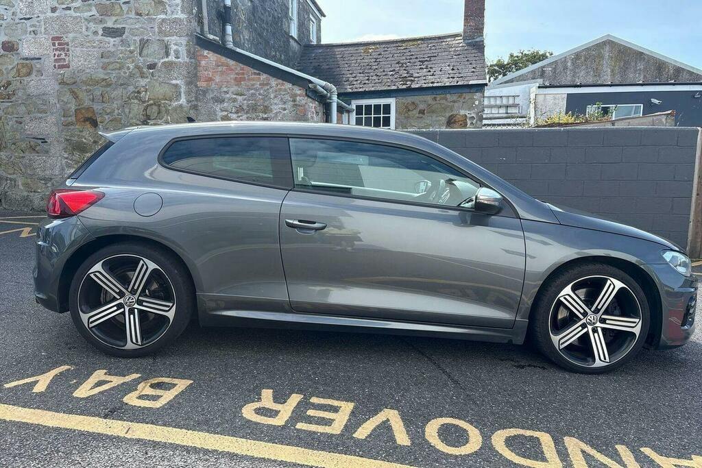 Volkswagen Scirocco 2.0 Tsi Bluemotion Tech R Hatchback Dsg Grey #2