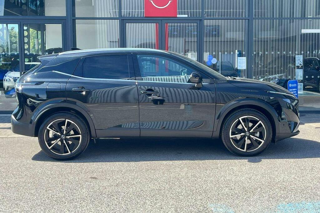 Nissan Qashqai 1.5 H E Power Tekna Suv Hybrid Black #2