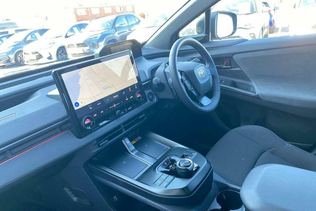 Toyota C-Hr 77Kwh Design Suv Black #5