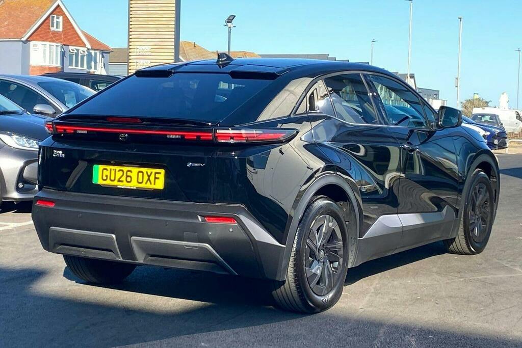 Toyota C-Hr 77Kwh Design Suv Black #2