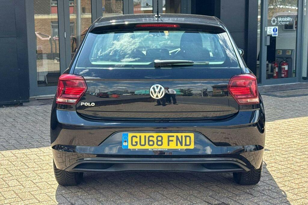Volkswagen Polo 1.0 Tsi Se Hatchback Black #4