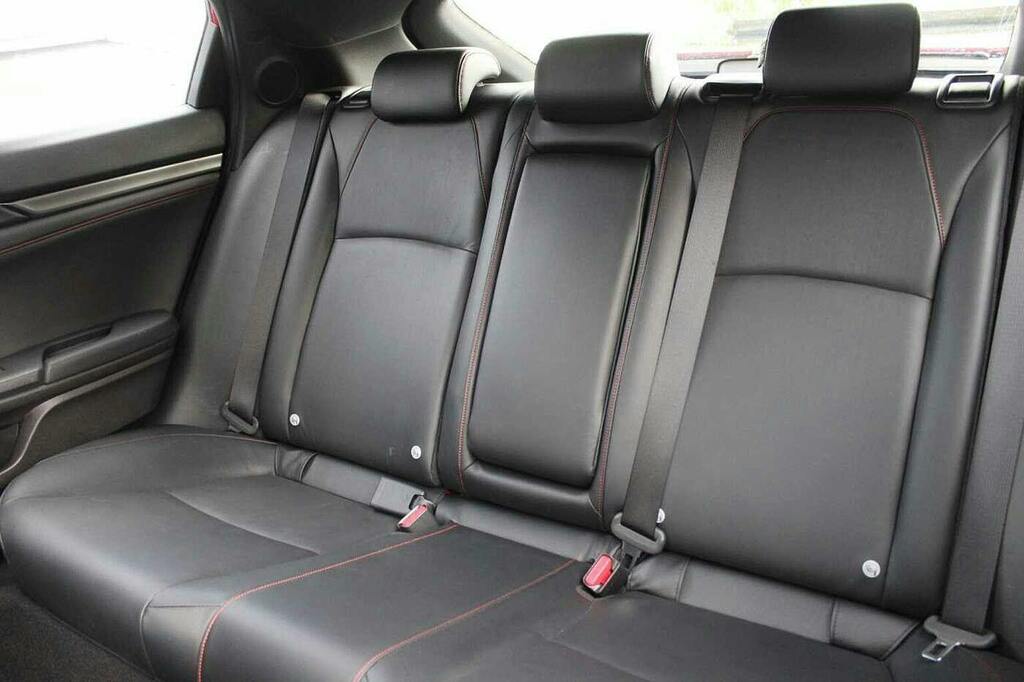 Honda Civic 1.0 Vtec Turbo Sport Line 5-Door Red #8