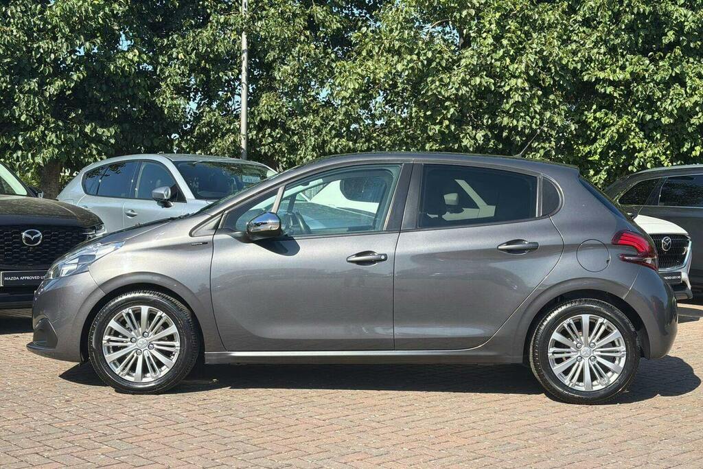 Peugeot 208 1.2 Puretech Signature Hatchback Grey #6