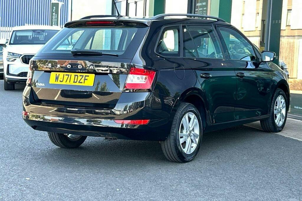 Skoda Fabia 1.0 Tsi Se Estate Black #3