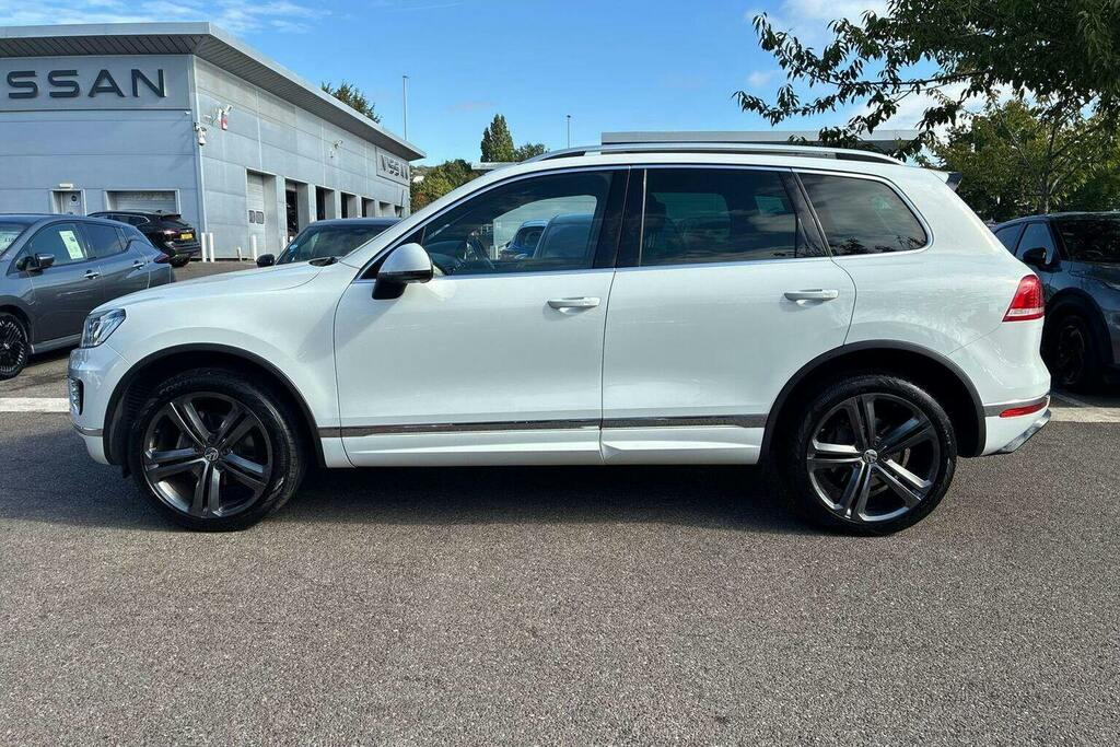 Volkswagen Touareg 3.0 Tdi V6 Bluemotion Tech R-line Plus Suv Die White #6