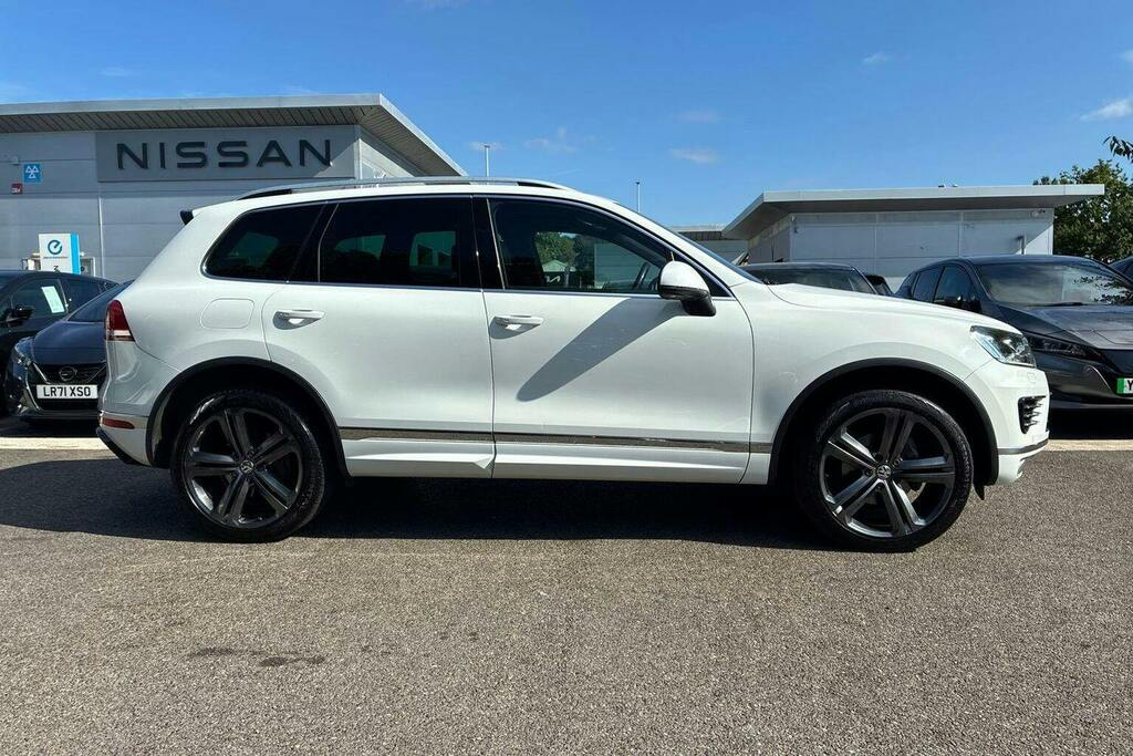 Volkswagen Touareg 3.0 Tdi V6 Bluemotion Tech R-line Plus Suv Die White #2