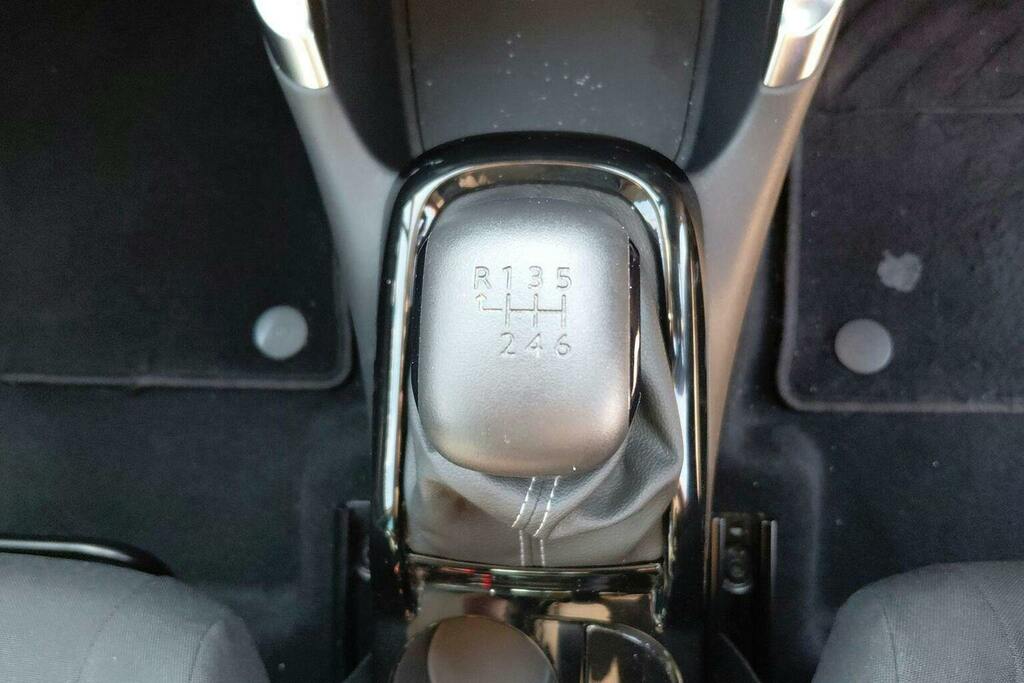 Citroen C3 Aircross 1.2 Puretech 130 Shine Plus Eat6 Black #20
