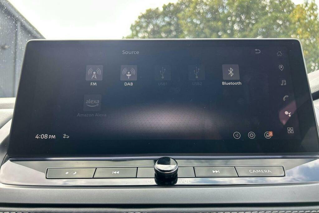 Nissan Qashqai 1.3 Dig-t Mh N-connecta Glass Roof Hatchback Black #21