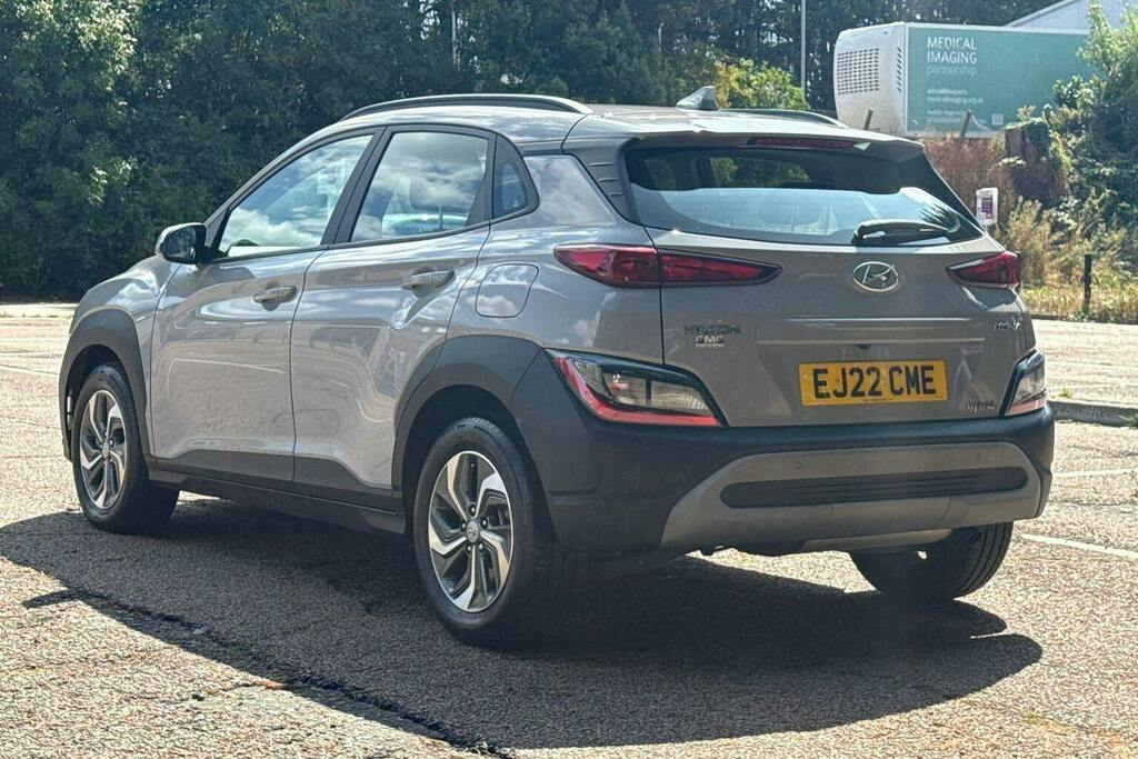Hyundai Kona 1.6 H Gdi Se Connect Suv Hybrid Dct Grey #5