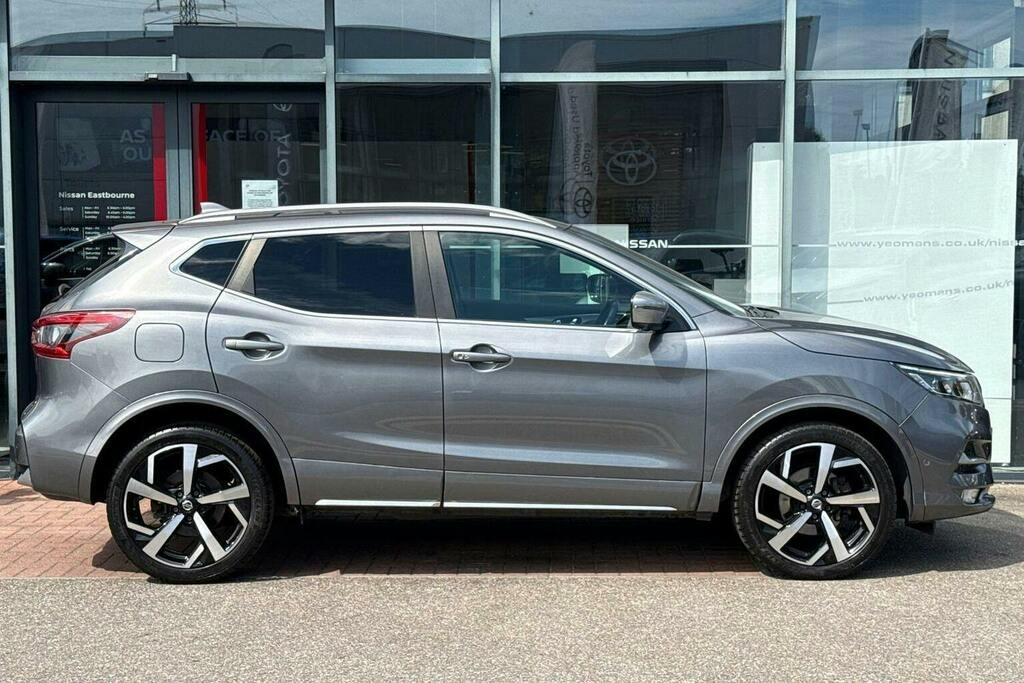 Nissan Qashqai 1.3 Dig T Tekna Plus Suv Dct Grey #2