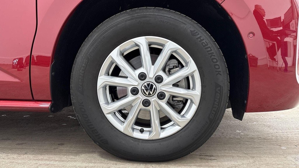 Volkswagen Multivan 2.0 Tdi Life Mpv Dsg Red #5