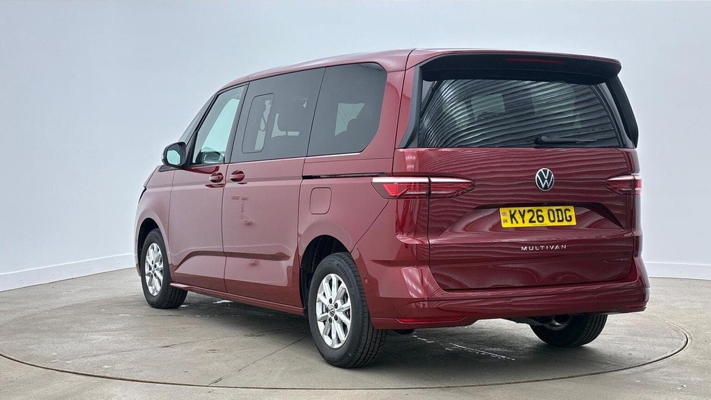 Volkswagen Multivan 2.0 Tdi Life Mpv Dsg Red #3