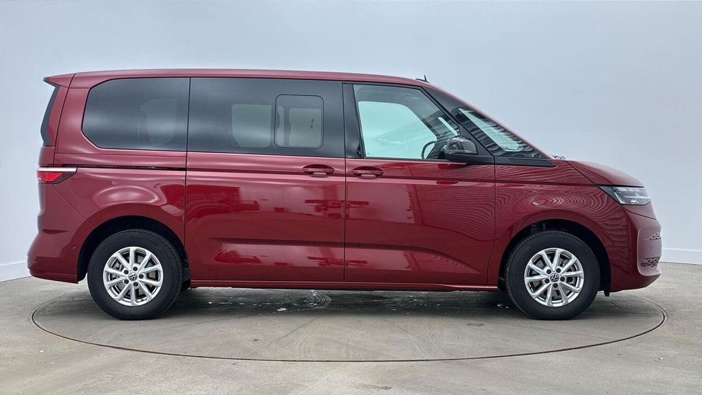Volkswagen Multivan 2.0 Tdi Life Mpv Dsg Red #4