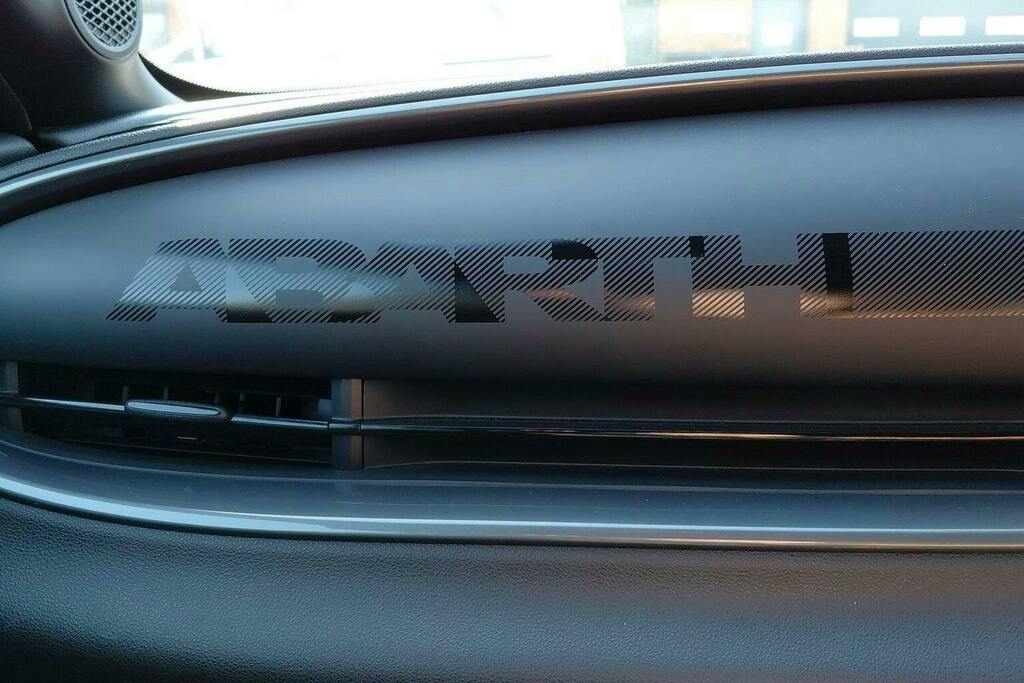 Abarth 600e Automatic Purple #27