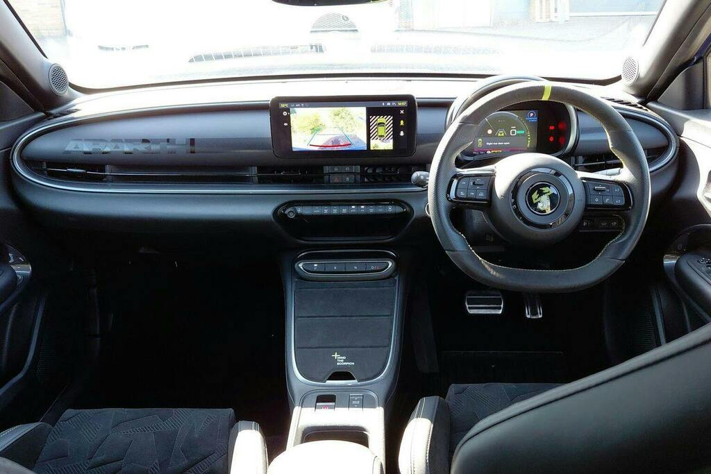 Abarth 600e Automatic Purple #11