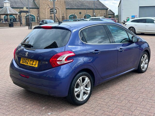 Peugeot 208 2013 1.4 Vti Allure Hatchback Eu Blue #4