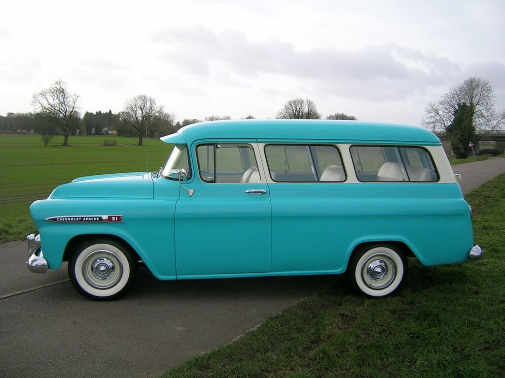 Chevrolet Suburban Apache Blue #2