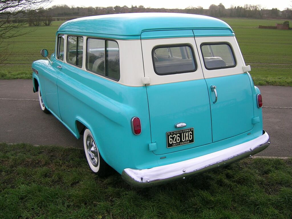 Chevrolet Suburban Apache Blue #3