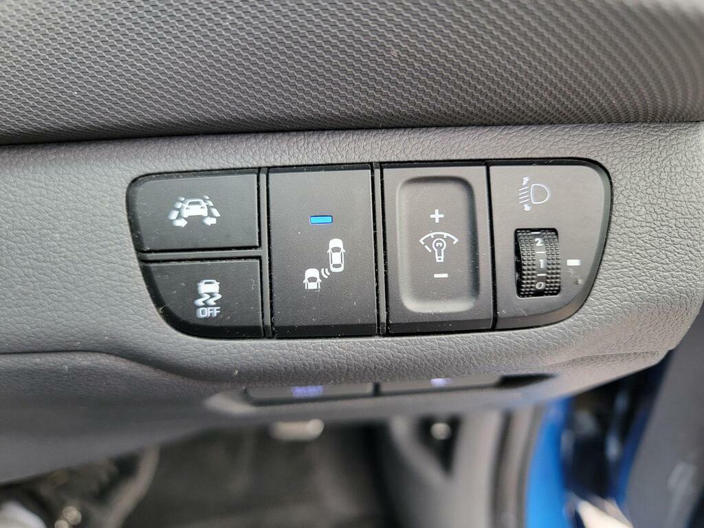 Hyundai Ioniq 1.6L Premium Mhev Blue #24