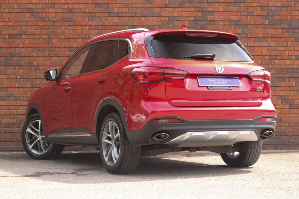 MG HS 1.5 T-gdi Phev Exclusive Red #3