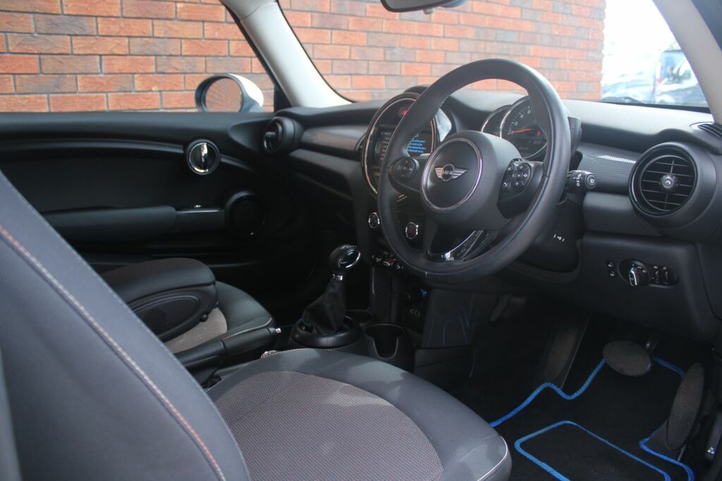 Mini Hatch 1.5 Cooper - 2016 16 GV16YJC Blue #5