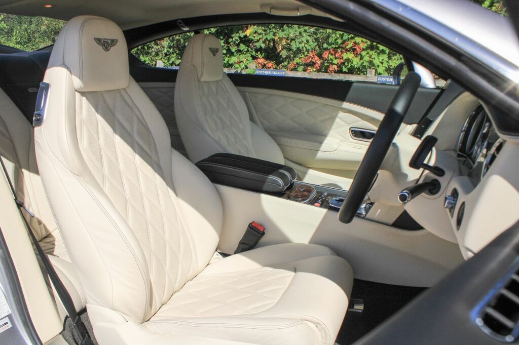 Bentley Continental Gt 6.0 W12 Gt Coupe 4Wd Euro 5 575 P Silver #4