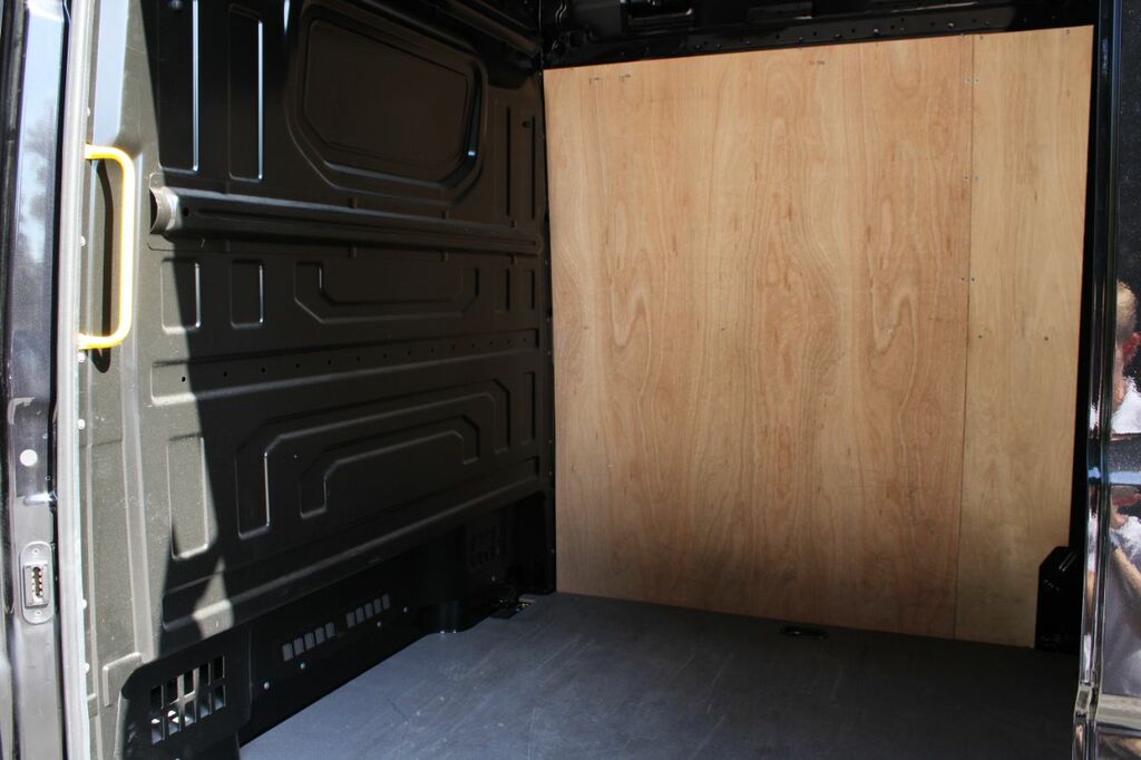 Volkswagen Crafter Cr35 Lwb Fwd 2.0 Tdi 140Ps Commerce Business Extra #11