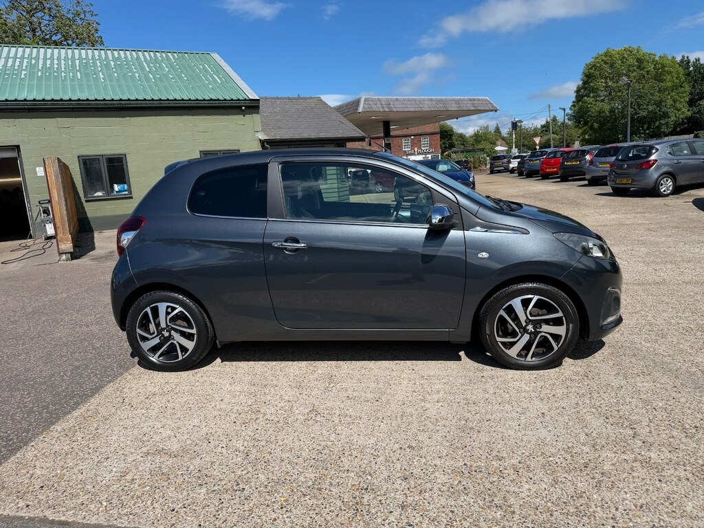 Peugeot 108 1.2 Puretech Allure Grey #2