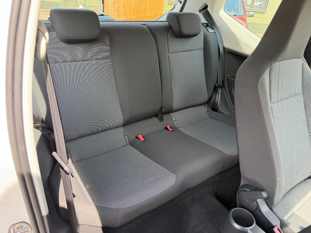 Volkswagen Up 1.0 Club Up Black #11