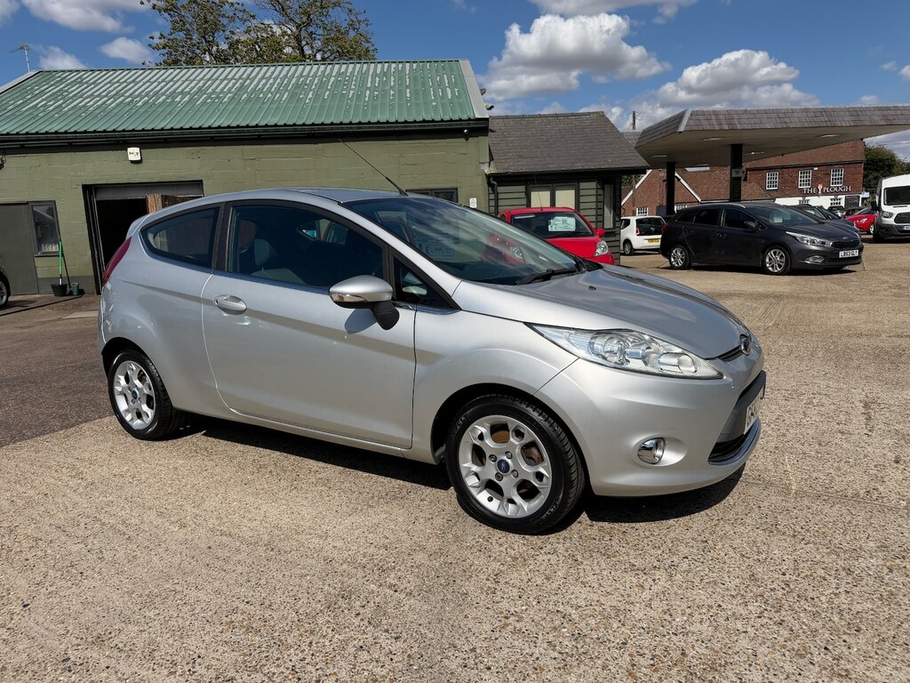 Ford Fiesta 1.4 Zetec Silver