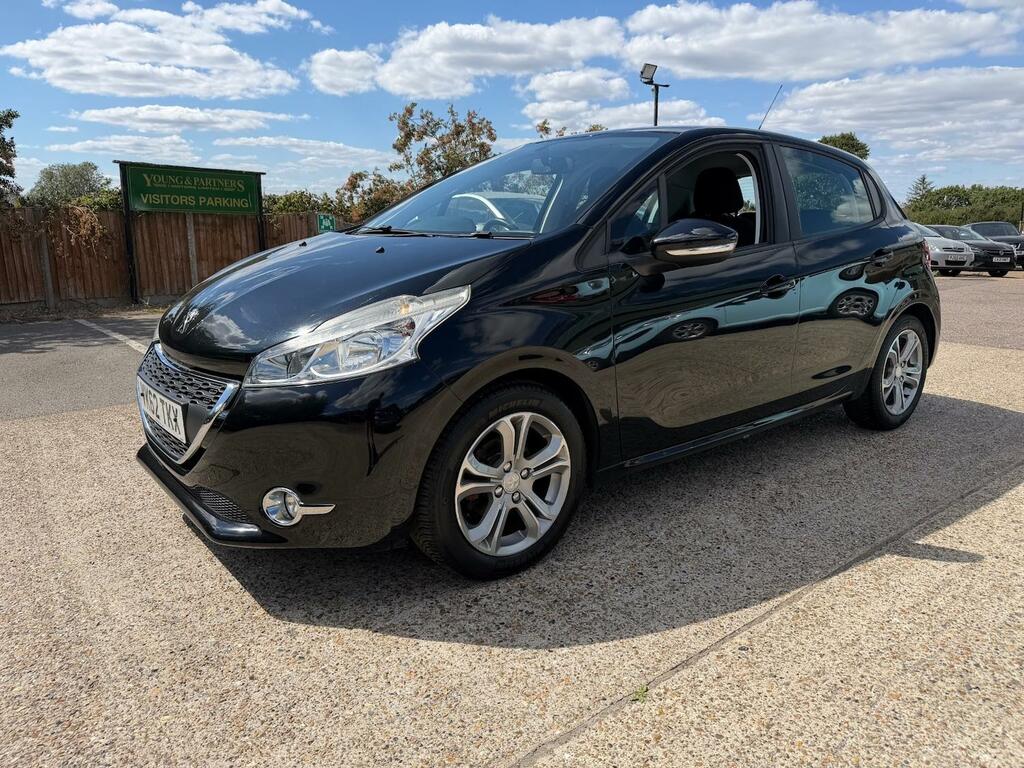 Peugeot 208 1.2 Vti Active Black #5