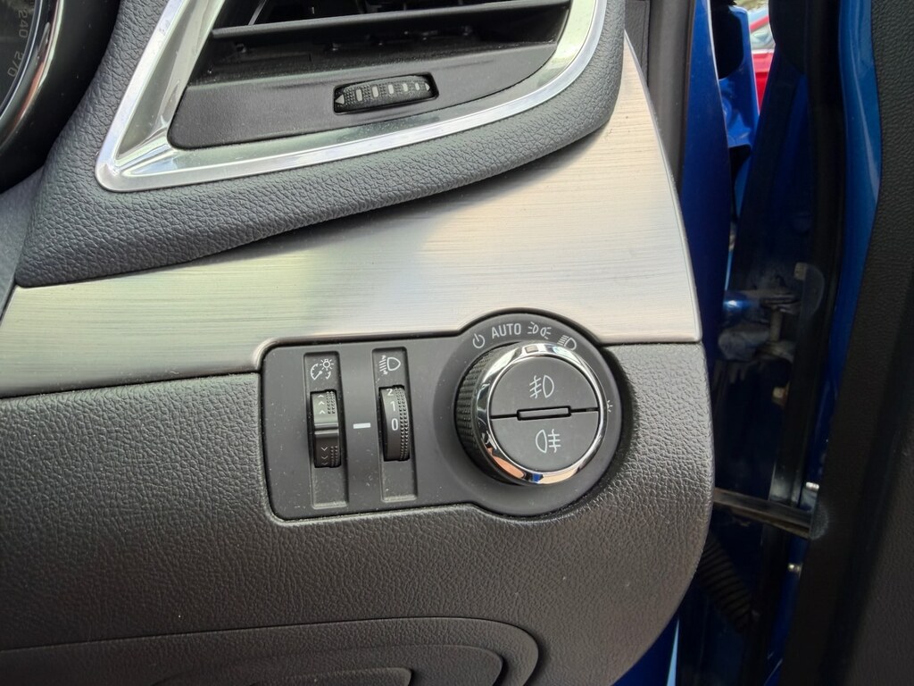 Vauxhall Mokka Suv 1.6 Se 2Wd Euro 5 Ss 201414 Blue #18