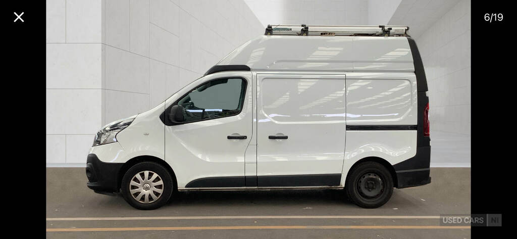 Renault Trafic Sh29 Energy Dci 125 High Roof Business Van White #3