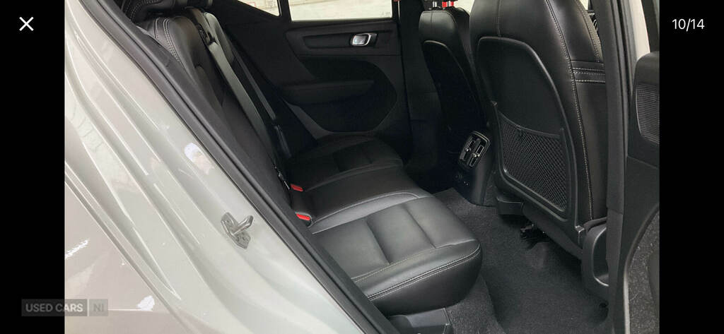 Volvo XC40 1.5 T4 Recharge Phev Inscription White #6