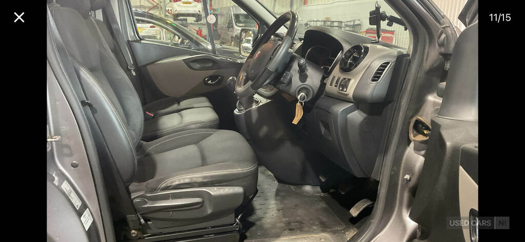 Renault Trafic 2.0 Dci Energy 30 Sport Nav Edc Lwb Standard Roof Black #9
