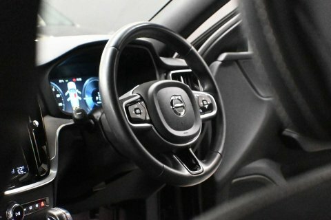 Volvo V60 2.0 V60 R-design Black #3
