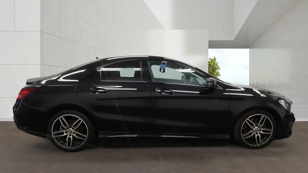 Mercedes-Benz CLA Class 2.1L Amg Line Black #5
