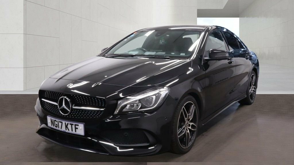 Mercedes-Benz CLA Class 2.1L Amg Line Black #2