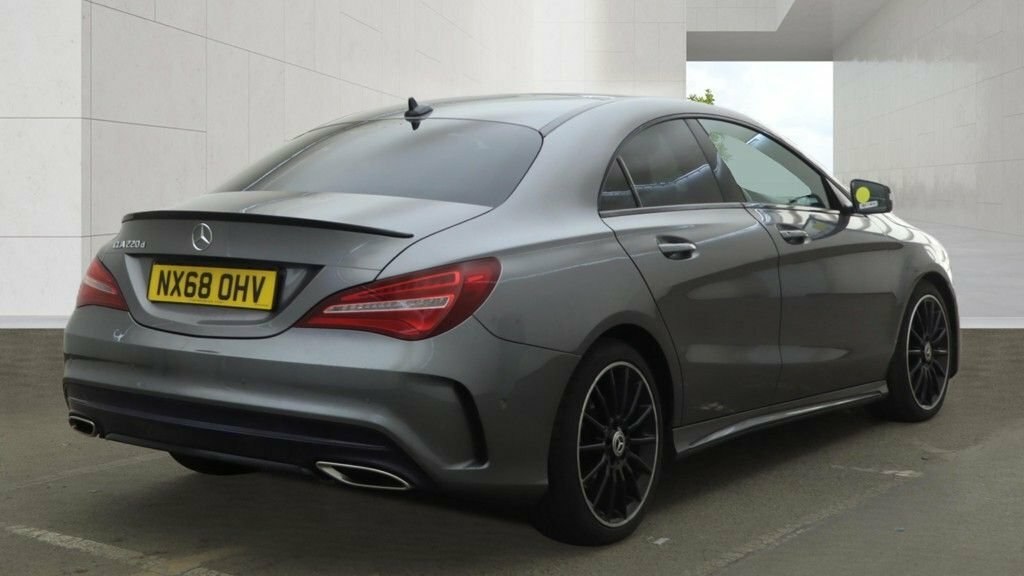 Mercedes-Benz CLA Class 2.1L Amg Line Night Edition Grey #4