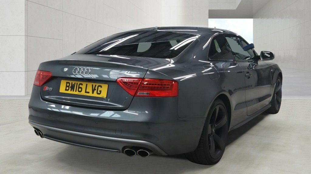 Audi S5 3L Black Edition Grey #4