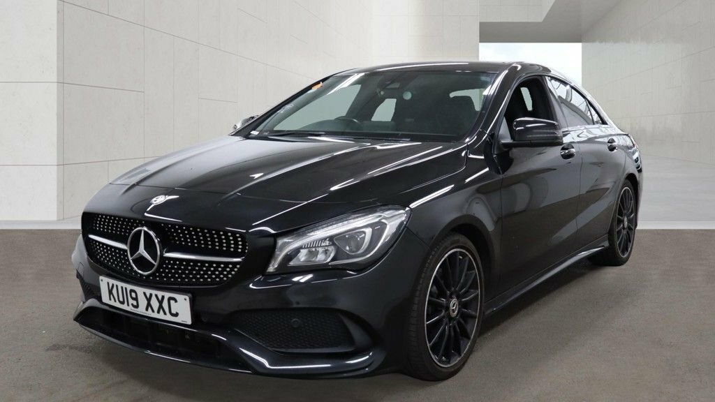 Mercedes-Benz CLA Class 2.1L Amg Line Night Edition Black #2