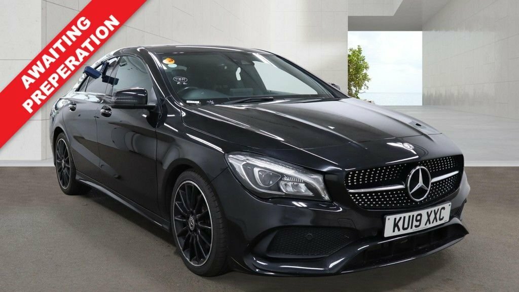 Mercedes-Benz CLA Class 2.1L Amg Line Night Edition Black