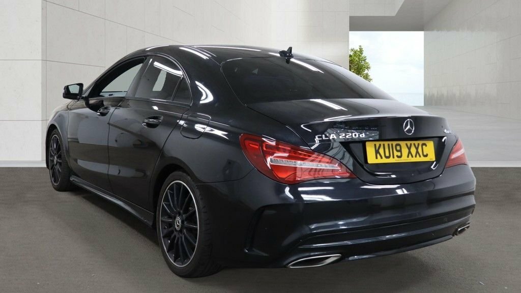 Mercedes-Benz CLA Class 2.1L Amg Line Night Edition Black #3